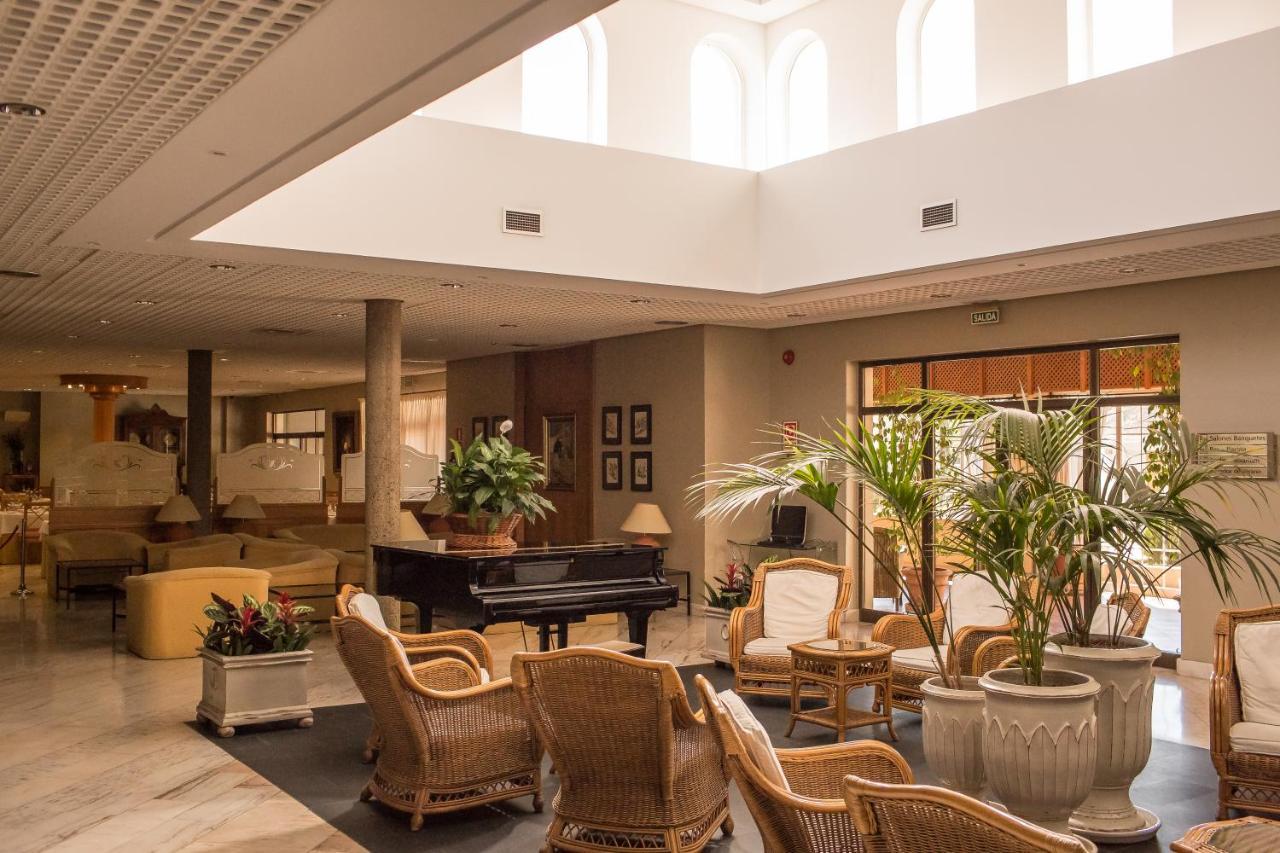 Hotel Vegas Altas Don Benito Kültér fotó